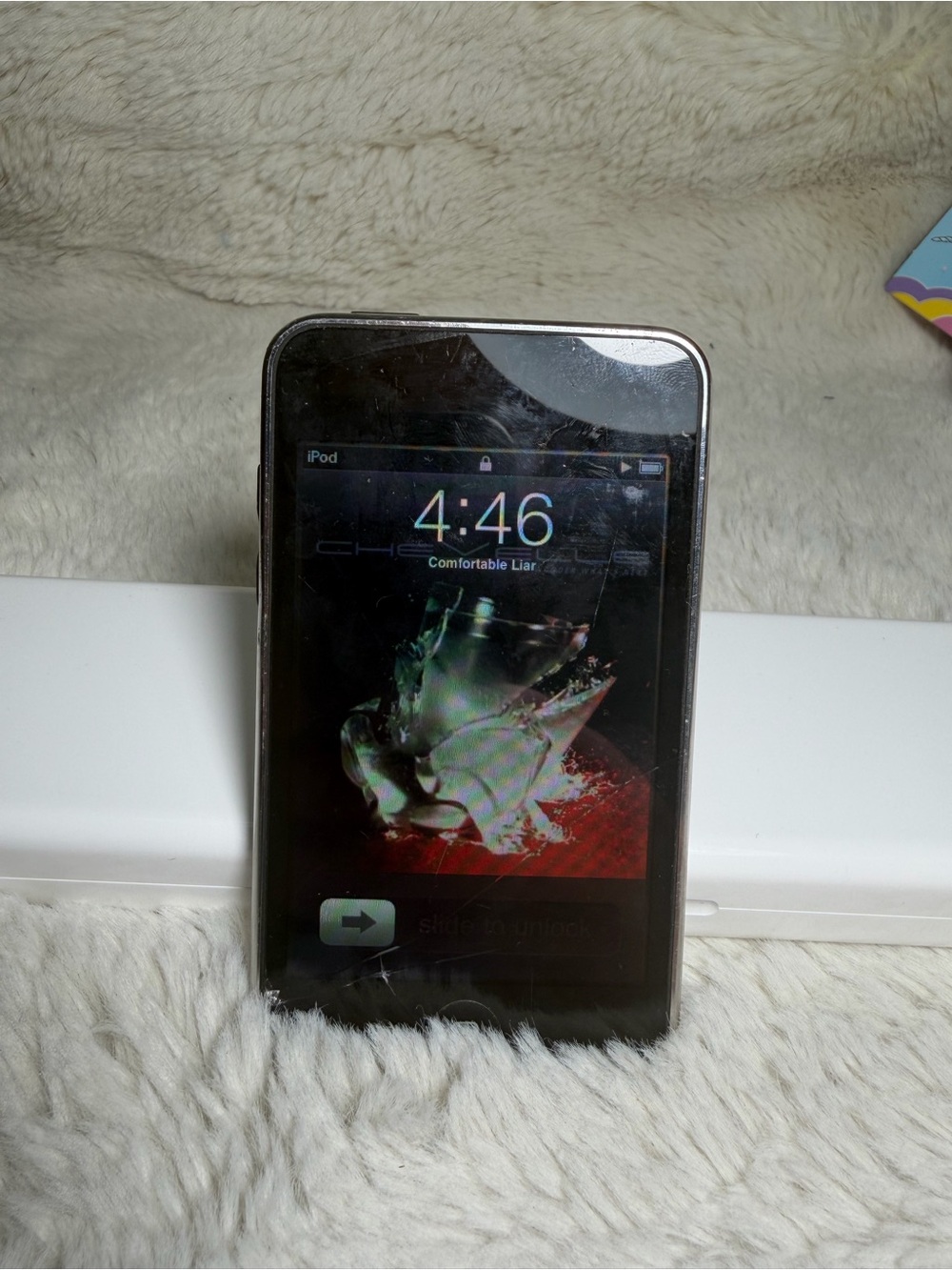 Apple ipod touch 3rd Generation 16 gb (read